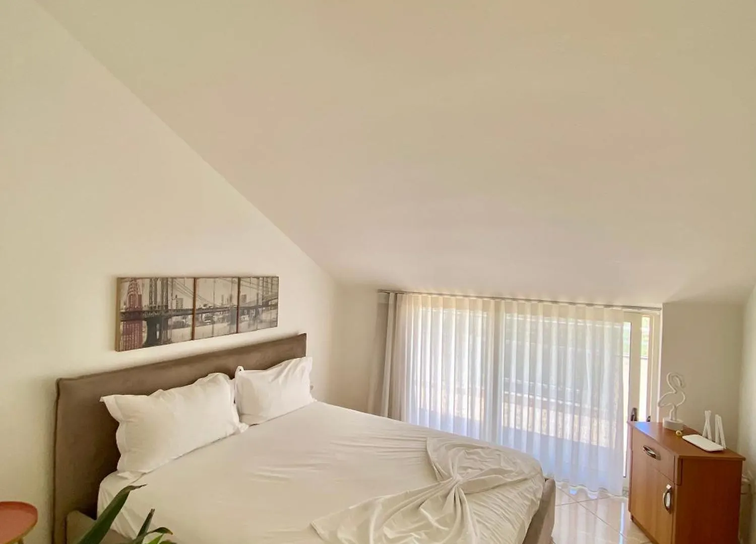 Lovely 3-Bedroom Apartment With Free Parking ゴーレム アルバニア